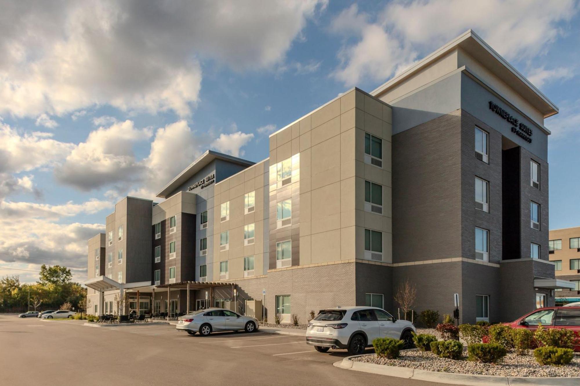 Towneplace Suites By Marriott Chesterfield Exterior foto